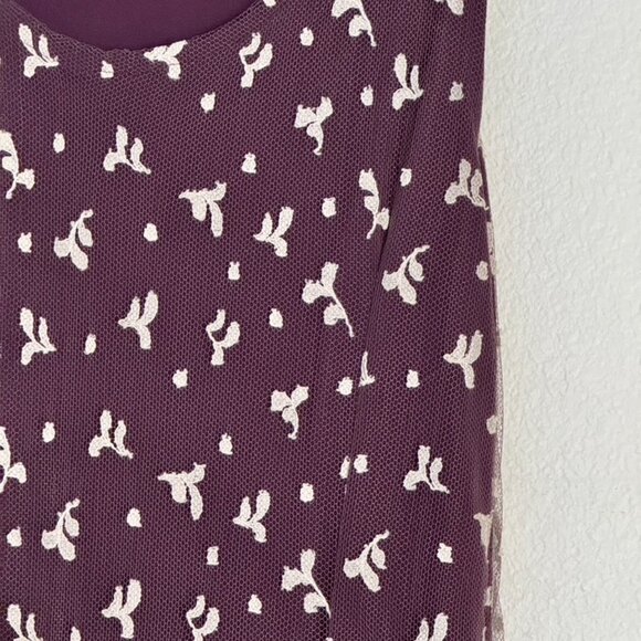 Vintage 90s Purple Stretch Mini Dress with Cream Lace Overlay – Made in France - Picture 3 of 5